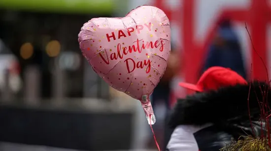 متى عيد الحب 2025 متى عيد الحب 2025